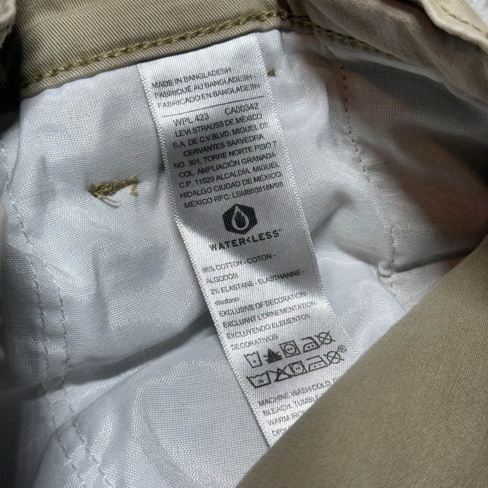 Levi's Signature Men's Athletic Fit Chino Pants W31 L30 Khaki Stretch Casual - Picture 8 of 11